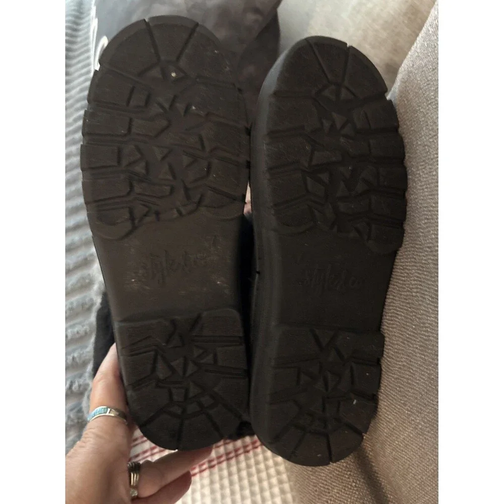 Style & Co Fuzzy Women's Boot, Size 7 Black